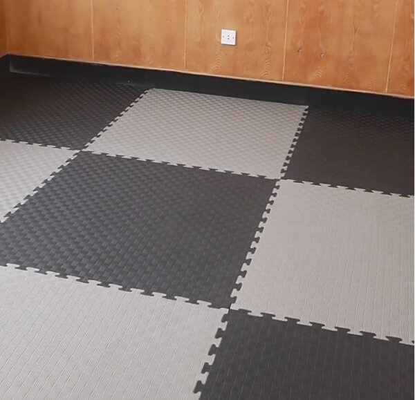 EVA Puzzlematten auf Anfrage